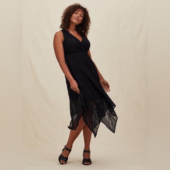 torrid Dresses & Skirts - Torrid Mini Lace Handkerchief Hem Skater‎ Dress